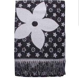 Oblong Scarf with Fringe